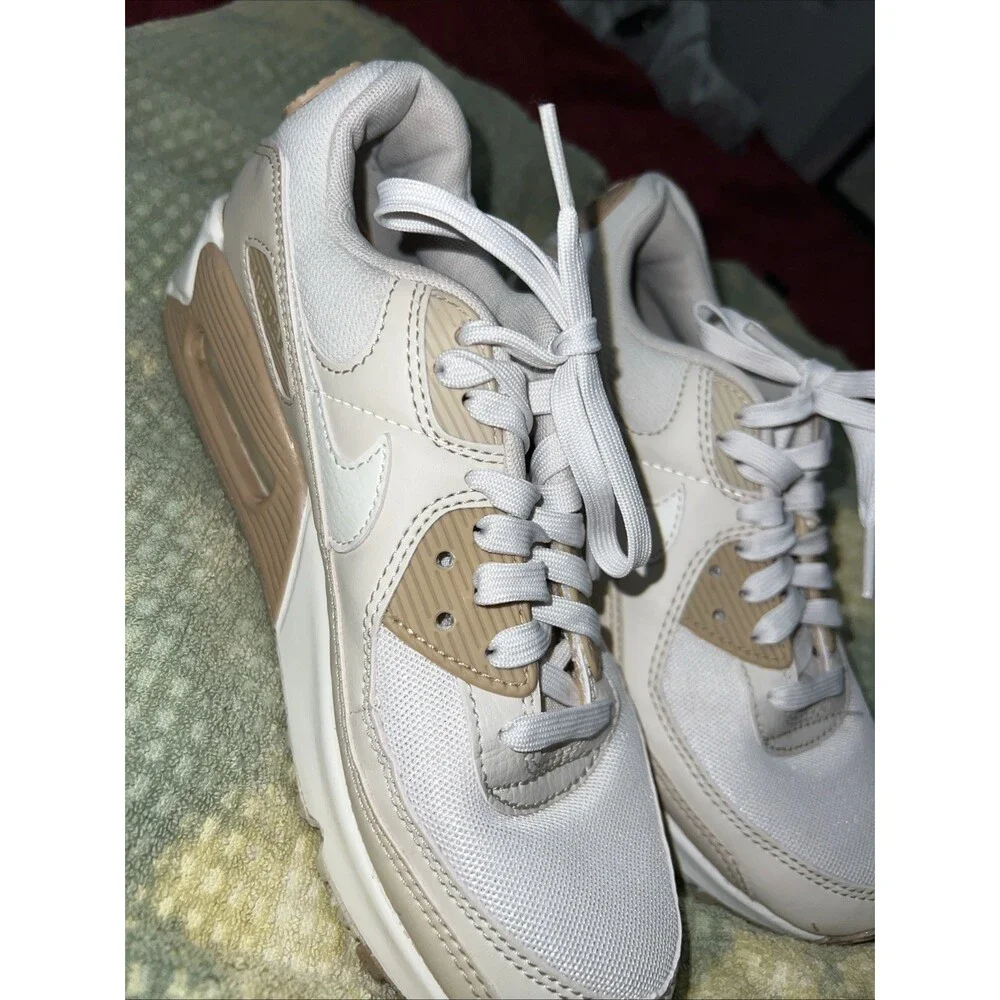 Nike Air Max 90 Phantom Sneakers Beige/White/Tan DH8010-004